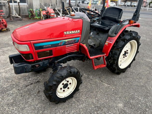 YANMAR
