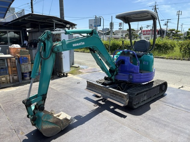 KOMATSU