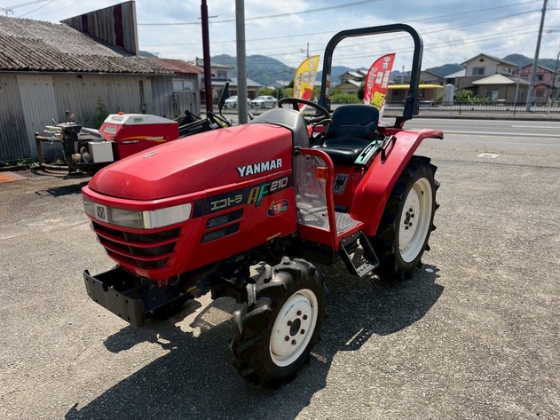 YANMAR