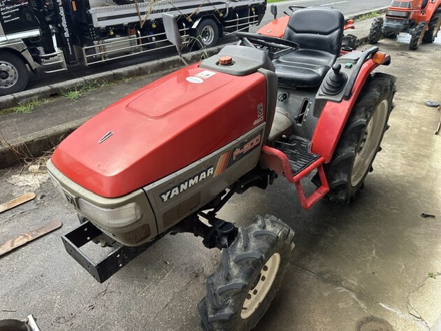 YANMAR