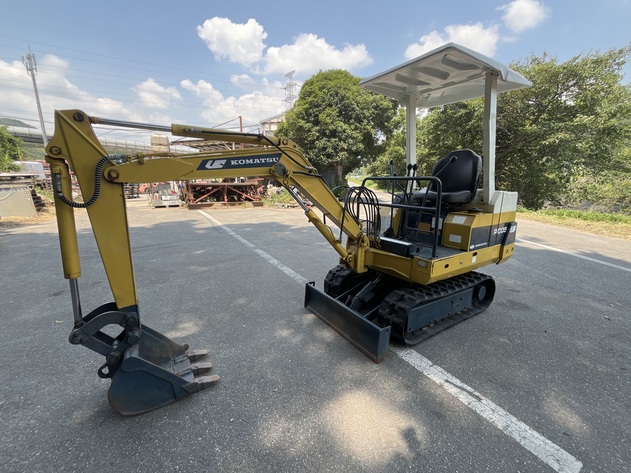 KOMATSU