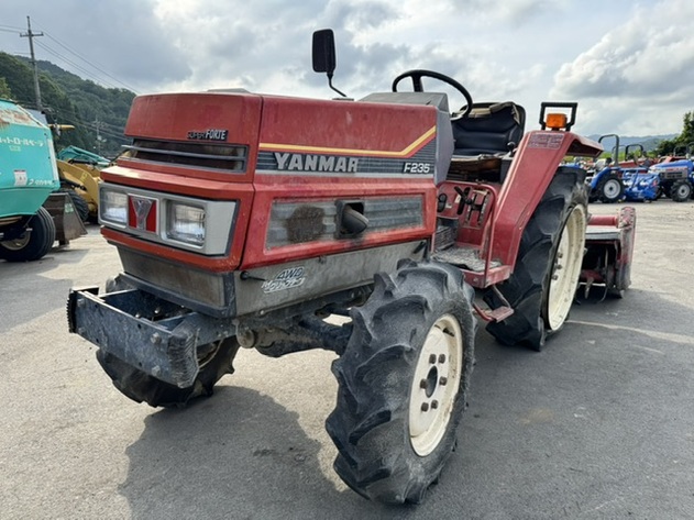 YANMAR